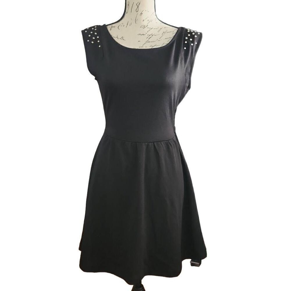 Kirra Women's Size Medium Black Back Cutout Studded Shoulder Skater Dress